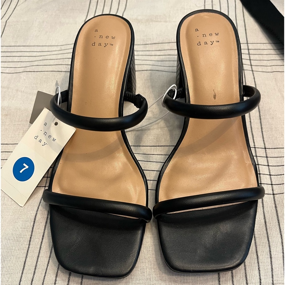 NWT Target Heels